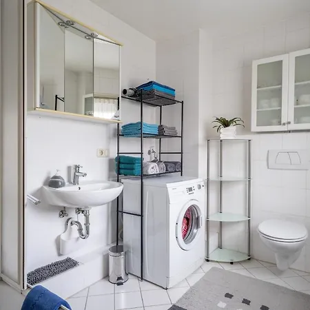 홈스테이 Private Rooms, Smokerhouse *